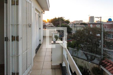 Casa à venda com 150m², 3 quartos e 4 vagasVaranda