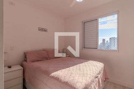Suíte de apartamento à venda com 3 quartos, 68m² em Parque Reboucas, São Paulo