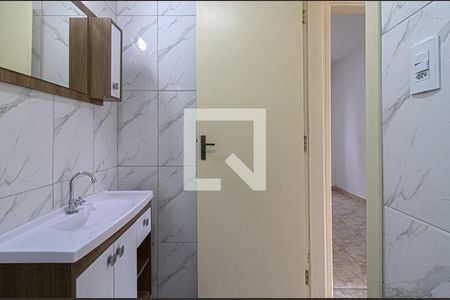 banheiro social_3 de apartamento para alugar com 2 quartos, 48m² em Vila Gumercindo, São Paulo