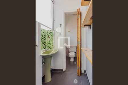 Apartamento à venda com 90m², 2 quartos e sem vagaÁrea de Serviço - Banheiro