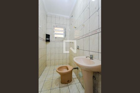 Casa à venda com 134m², 2 quartos e 2 vagasBanheiro Social