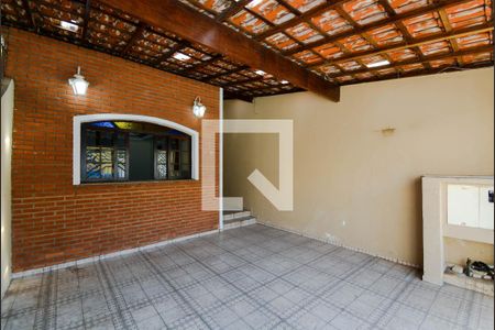Casa à venda com 134m², 2 quartos e 2 vagasGaragem