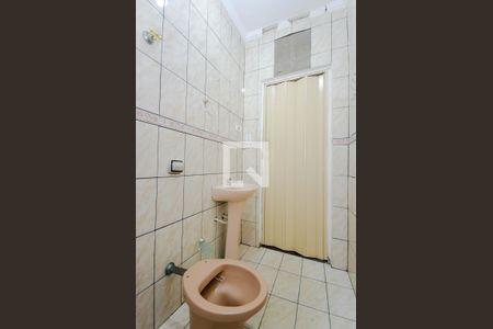 Casa à venda com 134m², 2 quartos e 2 vagasBanheiro Social