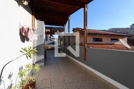 Apartamento à venda com 180m², 3 quartos e 2 vagasÁrea Social