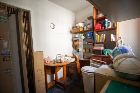 Apartamento para alugar com 130m², 4 quartos e 2 vagasQuarto de Serviço