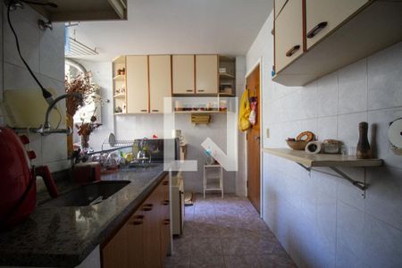 Apartamento para alugar com 130m², 4 quartos e 2 vagasCozinha e Área de Serviço