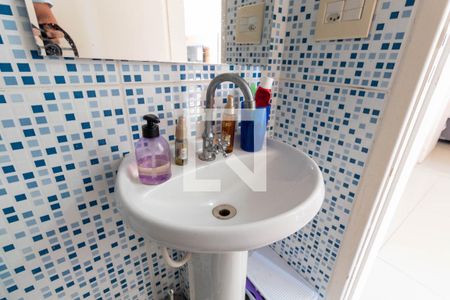 Apartamento para alugar com 42m², 2 quartos e sem vagaBanheiro