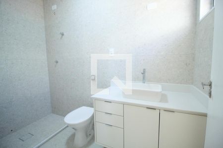 Casa à venda com 200m², 3 quartos e 2 vagasBanheiro