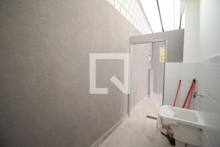 Casa à venda com 200m², 3 quartos e 2 vagasÁrea de serviço