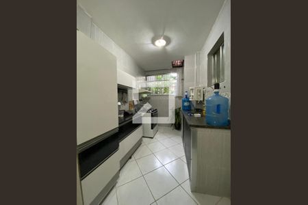 Casa à venda com 93m², 3 quartos e sem vaga Casa à venda com 93m², 3 quartos e sem vagaCozinha