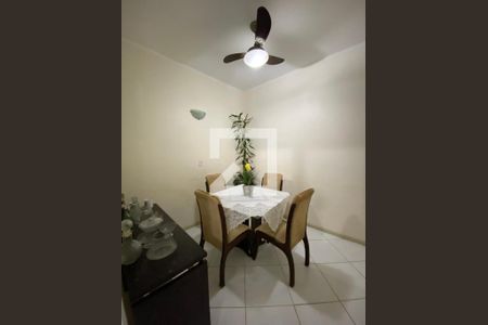 Casa à venda com 93m², 3 quartos e sem vaga Casa à venda com 93m², 3 quartos e sem vagaSala de Jantar