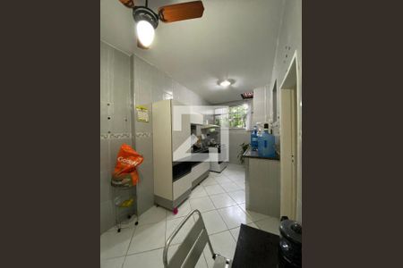 Casa à venda com 93m², 3 quartos e sem vaga Casa à venda com 93m², 3 quartos e sem vagaCozinha