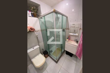 Casa à venda com 93m², 3 quartos e sem vaga Casa à venda com 93m², 3 quartos e sem vagaBanheiro