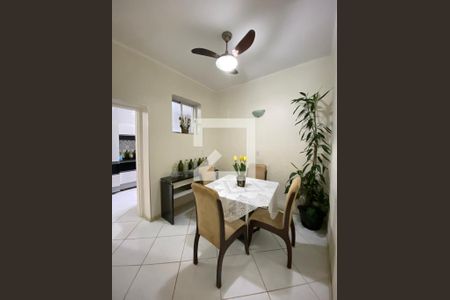 Casa à venda com 93m², 3 quartos e sem vaga Casa à venda com 93m², 3 quartos e sem vagaSala de Jantar