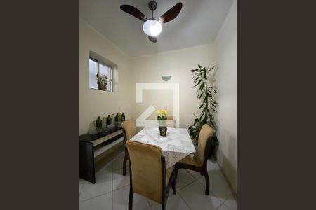 Casa à venda com 93m², 3 quartos e sem vaga Casa à venda com 93m², 3 quartos e sem vagaSala de Jantar