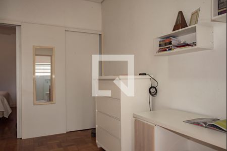Casa à venda com 240m², 2 quartos e 3 vagas Casa à venda com 240m², 2 quartos e 3 vagasCloset da Suíte