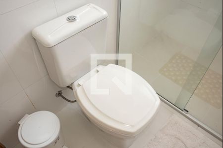 Casa à venda com 240m², 2 quartos e 3 vagas Casa à venda com 240m², 2 quartos e 3 vagasBanheiro da Suíte