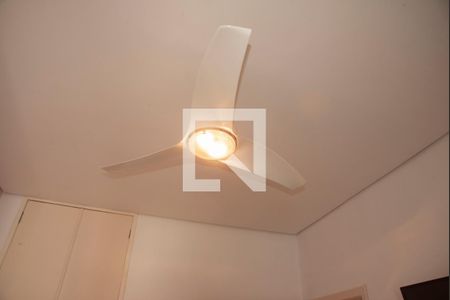 Casa à venda com 240m², 2 quartos e 3 vagas Casa à venda com 240m², 2 quartos e 3 vagasSuíte