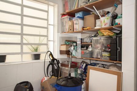 Casa à venda com 240m², 2 quartos e 3 vagas Casa à venda com 240m², 2 quartos e 3 vagasQuarto de Serviço