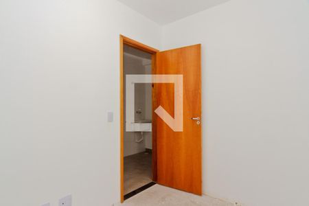 Quarto 2 de apartamento à venda com 2 quartos, 44m² em Vila Romero, São Paulo