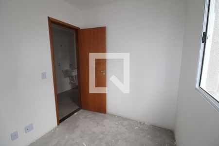 Quarto 1 de apartamento à venda com 2 quartos, 44m² em Vila Romero, São Paulo
