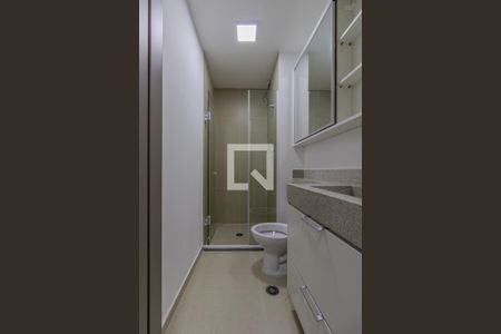 Banheiro de apartamento para alugar com 1 quarto, 25m² em Vila Andrade, São Paulo