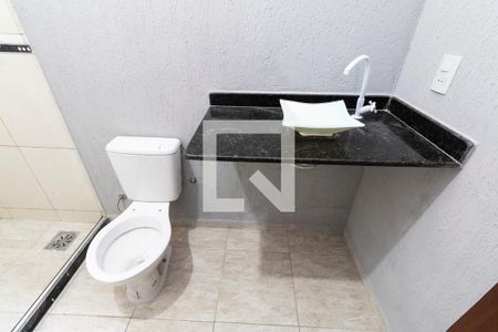 Banheiro do Quarto 1 de casa para alugar com 3 quartos, 240m² em Campo Grande, Rio de Janeiro