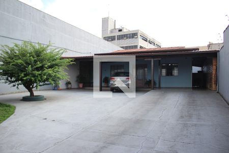 Casa para alugar com 144m², 3 quartos e 3 vagasQuintal