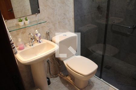 Casa para alugar com 144m², 3 quartos e 3 vagasBanheiro