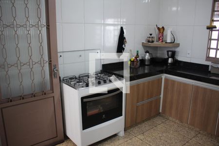 Casa para alugar com 144m², 3 quartos e 3 vagasCozinha