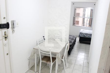 Cozinha de apartamento para alugar com 1 quarto, 30m² em Centro, São Vicente