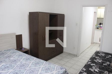 Sala / Quarto de apartamento para alugar com 1 quarto, 30m² em Centro, São Vicente