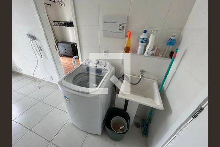 Sala/Cozinha de apartamento para alugar com 1 quarto, 28m² em Vila Romana, São Paulo