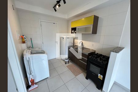 Sala/Cozinha de apartamento para alugar com 1 quarto, 28m² em Vila Romana, São Paulo