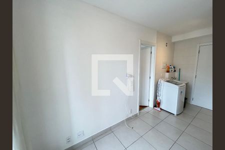 Sala/Cozinha de apartamento para alugar com 1 quarto, 28m² em Vila Romana, São Paulo