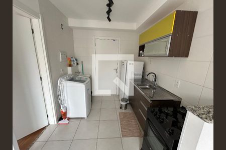 Sala/Cozinha de apartamento para alugar com 1 quarto, 28m² em Vila Romana, São Paulo