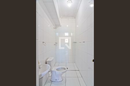 Banheiro de apartamento para alugar com 1 quarto, 70m² em Parque Peruche, São Paulo