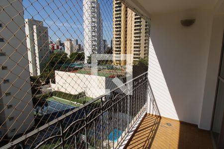 Varanda de apartamento para alugar com 3 quartos, 104m² em Real Parque, São Paulo