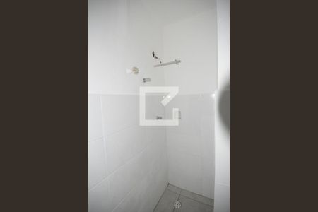 Banheiro de kitnet/studio para alugar com 1 quarto, 45m² em Liberdade, São Paulo