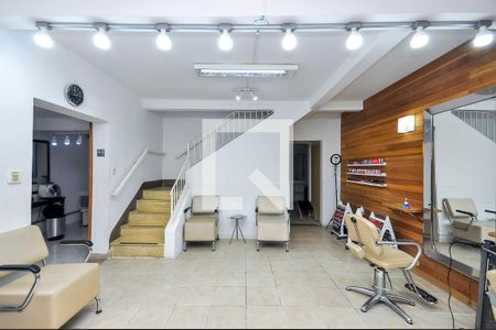 Sala de casa à venda com 3 quartos, 140m² em Vila Madalena, São Paulo