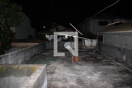 Casa à venda com 320m², 3 quartos e 2 vagasÁrea de Serviço