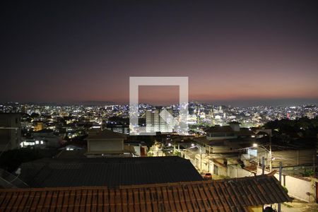 Casa à venda com 320m², 3 quartos e 2 vagasVista