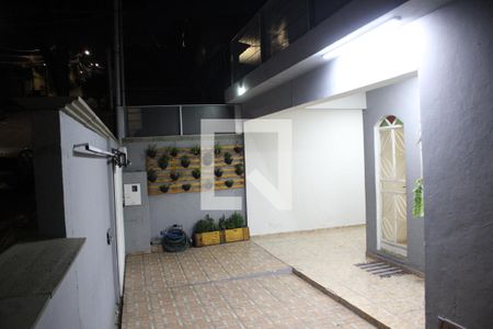 Casa à venda com 320m², 3 quartos e 2 vagasQuintal