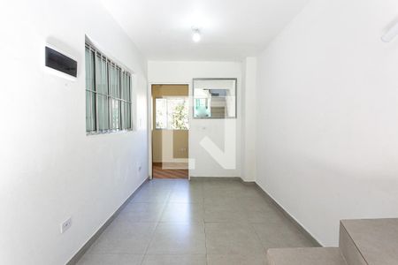 Sala 2 de casa para alugar com 3 quartos, 80m² em Jardim Ataliba Leonel, São Paulo