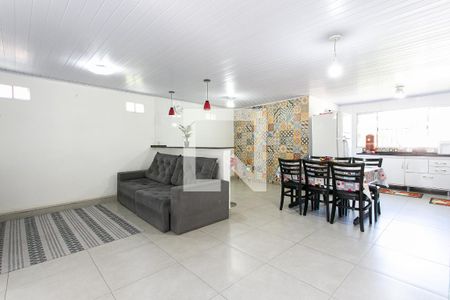 Sala 1 de casa para alugar com 3 quartos, 80m² em Jardim Ataliba Leonel, São Paulo