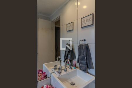 Apartamento à venda com 57m², 2 quartos e 1 vaga Apartamento à venda com 57m², 2 quartos e 1 vagaBanheiro