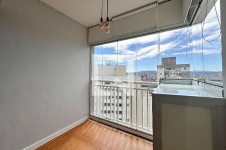 Varanda Integrada de apartamento para alugar com 2 quartos, 56m² em Água Branca, São Paulo