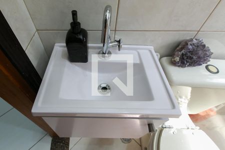 Casa à venda com 269m², 4 quartos e 5 vagas Casa à venda com 269m², 4 quartos e 5 vagasBanheiro da Suíte 2