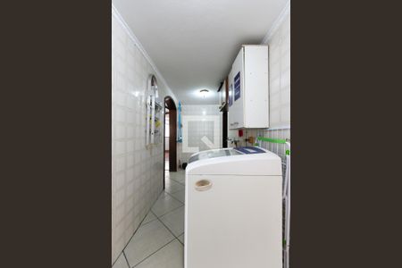 Casa à venda com 269m², 4 quartos e 5 vagas Casa à venda com 269m², 4 quartos e 5 vagasÁrea de Serviço