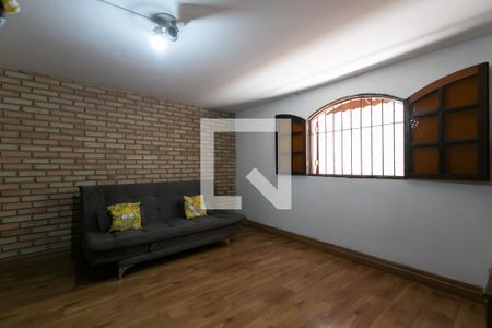 Casa à venda com 269m², 4 quartos e 5 vagas Casa à venda com 269m², 4 quartos e 5 vagasEdícula